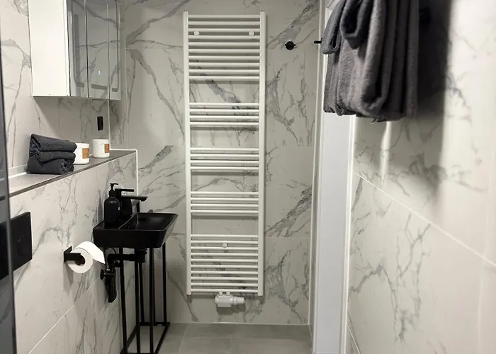 Relax - Mit Whirlpool & Sauna *